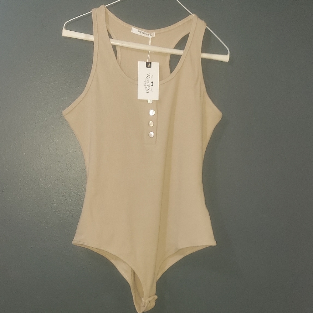 Reo Ria Beige Button-Up Bodysuit NWT